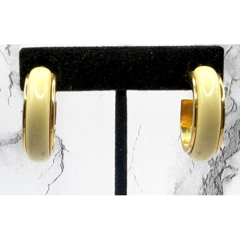 Avon Cream Enamel Hoop Earrings Gold Tone 1.25" Classic